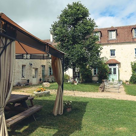 La Petite Ferme Bed and Breakfast Chérence Eksteriør billede