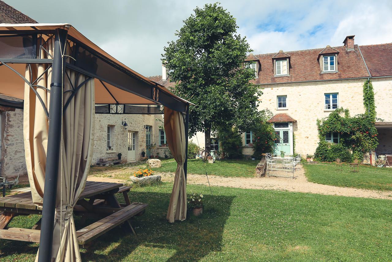 La Petite Ferme Bed and Breakfast Chérence Eksteriør billede